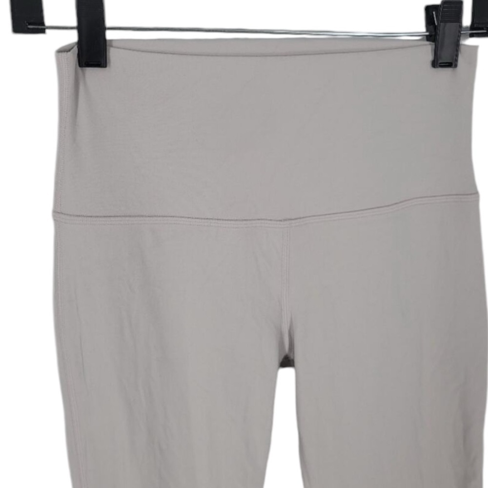 Lululemon Align Pant 28"
Chrome size 10 - Picture 8 of 11